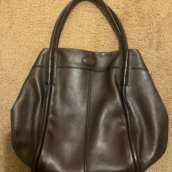 TOD’S - LARGE LEATHER SATCHEL
